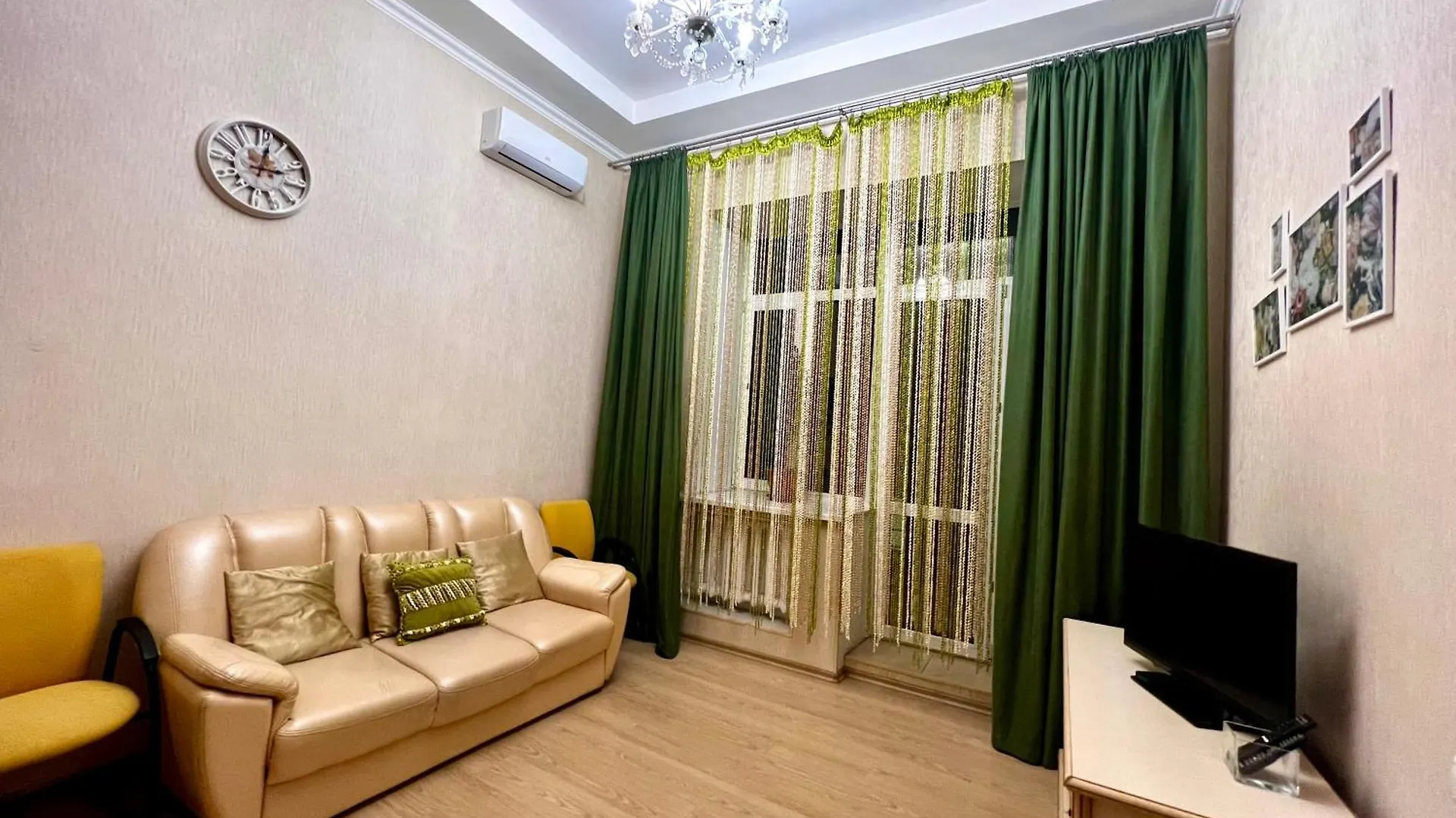 Apartment Baseina Khreschatyk Kijów